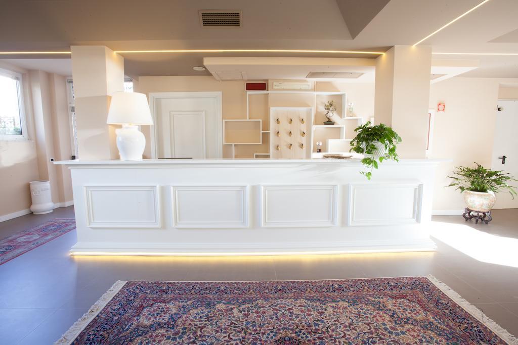 Relais Le Felci Executive Suite Spa فيوجّي المظهر الخارجي الصورة